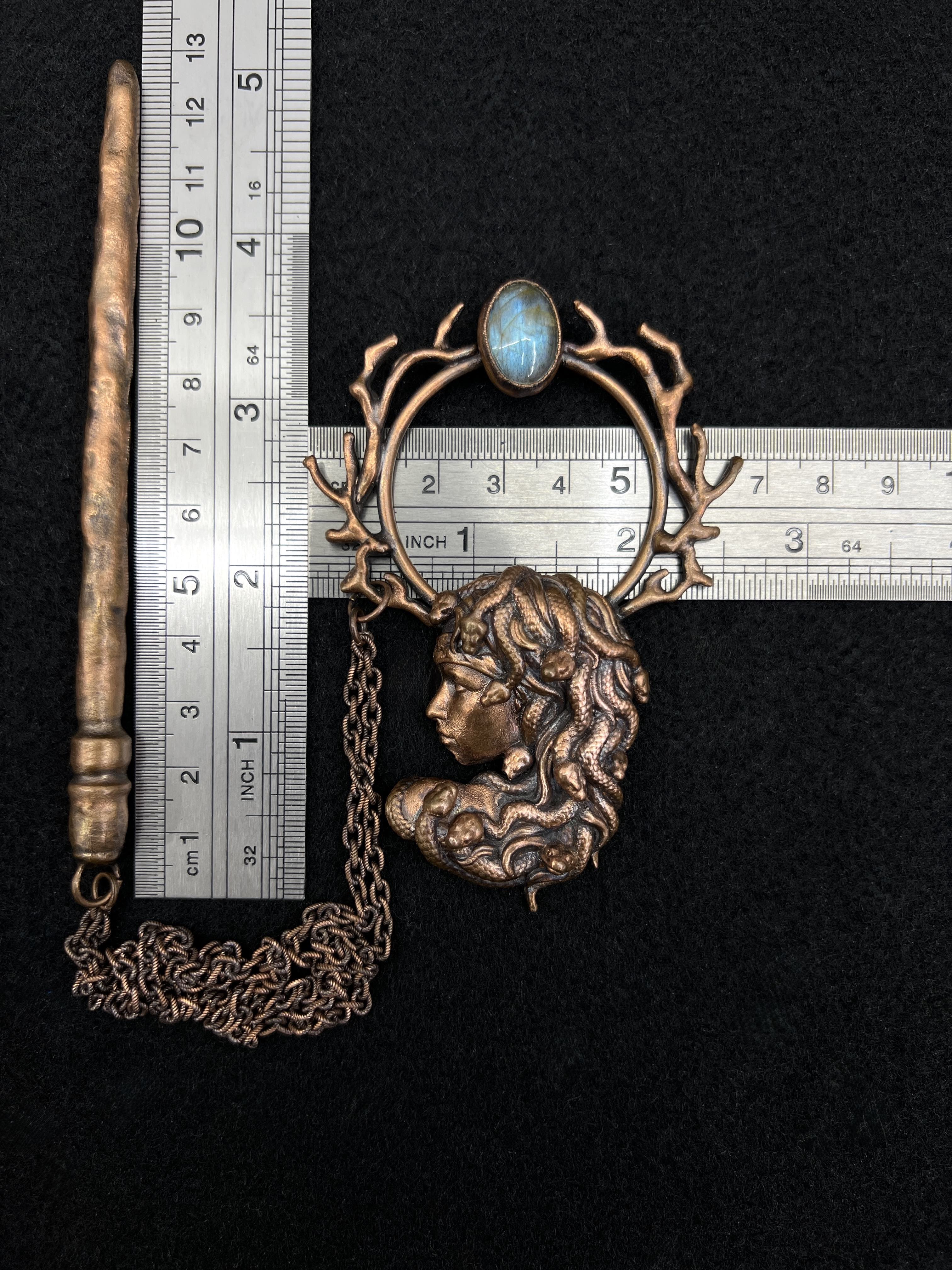 copper hair jewelry, hair pin, hair clip with medusa design, labradorite, hair stick and chain